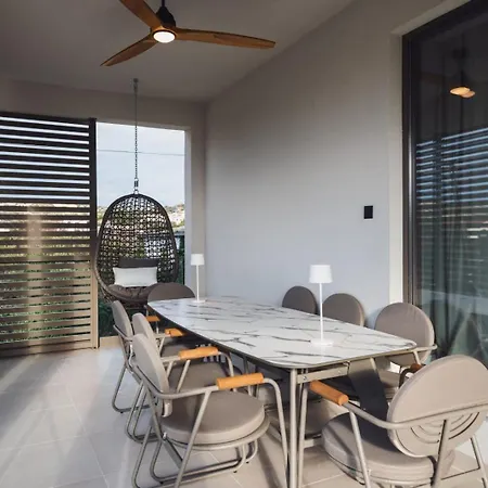 Silente Villa *